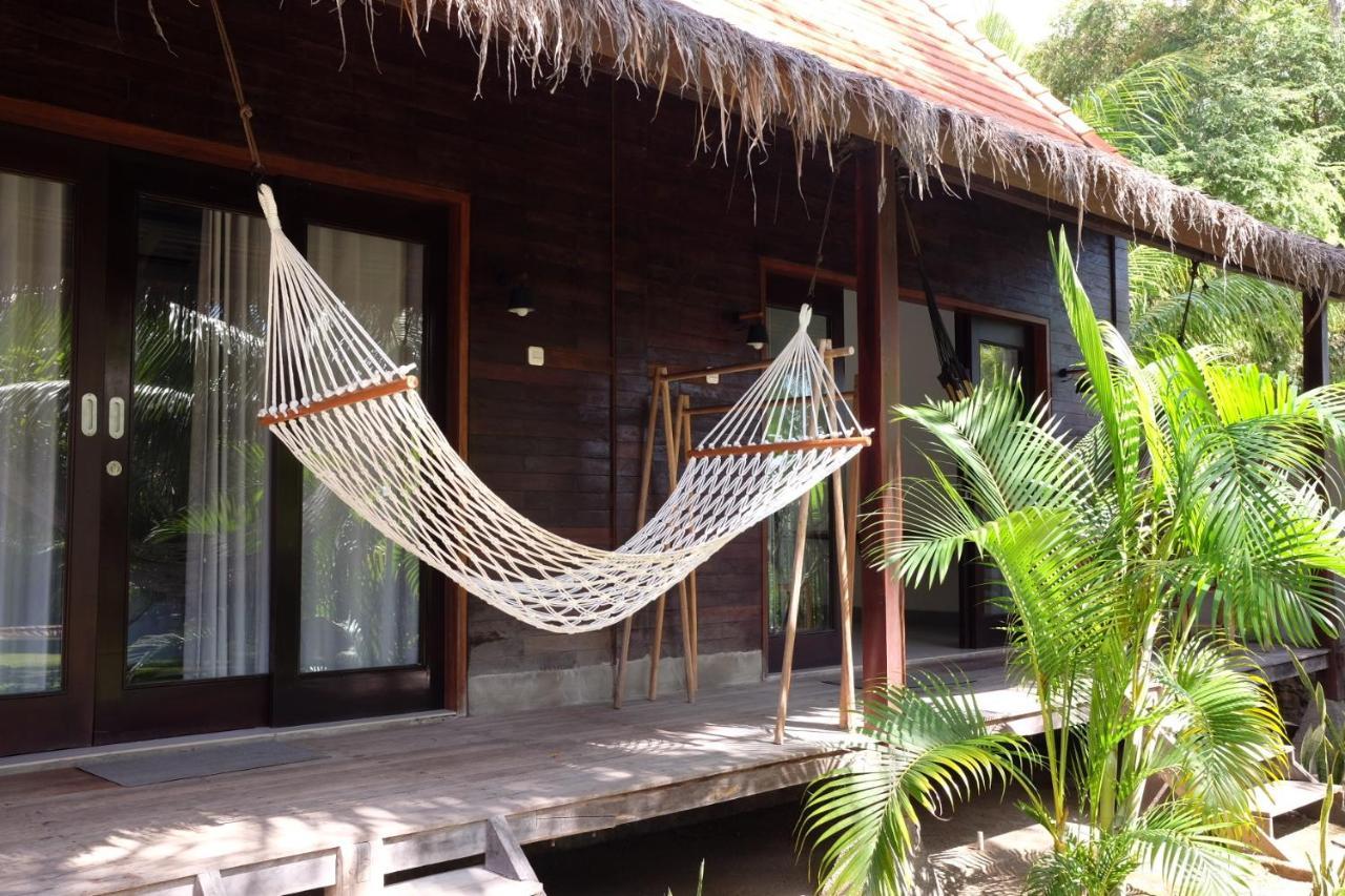 Tentacle Bali Ped Extérieur photo